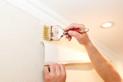 Pose de papier peint à Malpas — revêtements muraux et toiles de verre